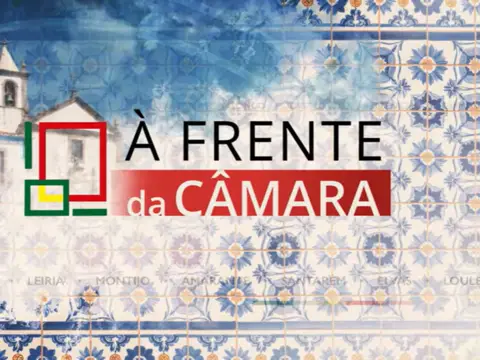 À Frente da Câmara