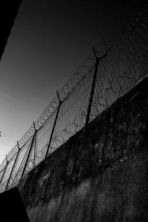 Estrela de seis pontas: O Estabelecimento Prisional de Lisboa no olhar do fotógrafo Pedro Medeiros